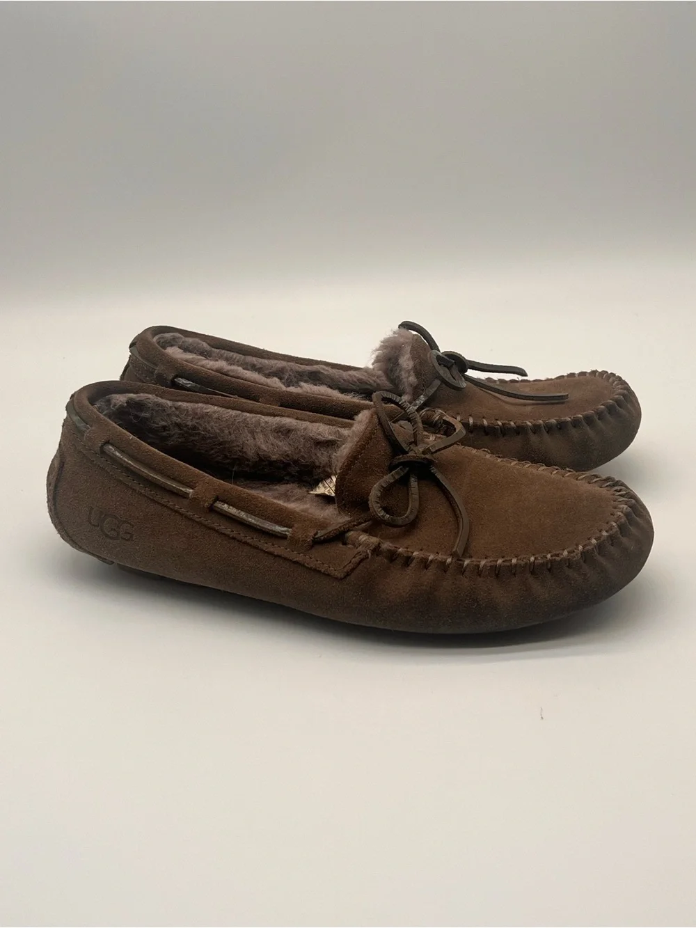 UGG Mens Brown Suede Shearling Moccasin Slip-On